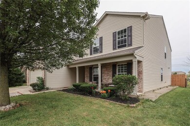 2494 Monarchy Ln, Greenwood, IN 46143 - photo 2