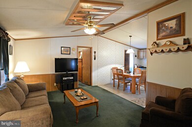 202 Cricklewood Ct, Lancaster, PA 17603 - photo 4