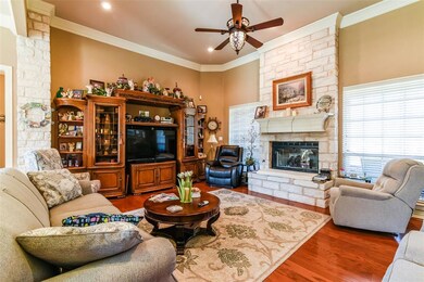 2221 W Crawford St, Denison, TX 75020 - photo 7