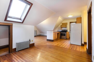 3 Monmouth St unit 5, Somerville, MA 02143 - photo 3