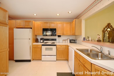 1954 Cross Bend St NE unit 39, Grand Rapids, MI 49505 - photo 6