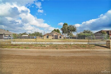 2813 Island Dr, Donna, TX 78537 - photo 2