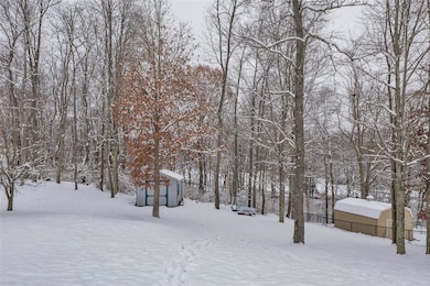 302 Red Fox Ct, Baden, PA 15005 - photo 7