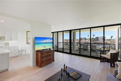 2316 Gulf Shore Blvd N unit 411, Naples, FL 34103 - photo 2