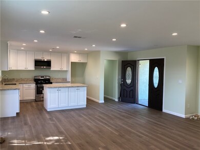 13117 Cranston Ave, Sylmar, CA 91342 - photo 5