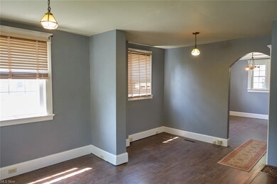 282 Morningview Ave, Akron, OH 44305 - photo 5