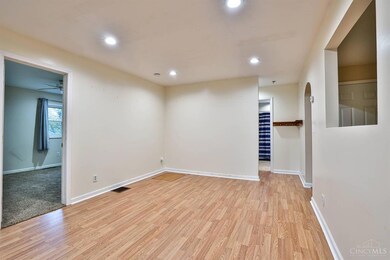 130 Parkside Ave, Greendale, IN 47025 - photo 7