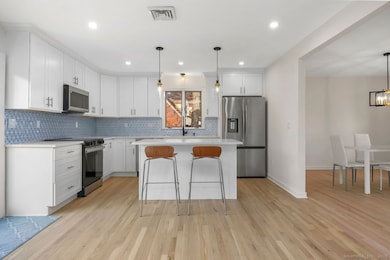 7 Brett Cliff Rd, Milford, CT 06461 - photo 3