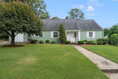 61 Applegate Rd, Cranston, RI 02920 - photo 2