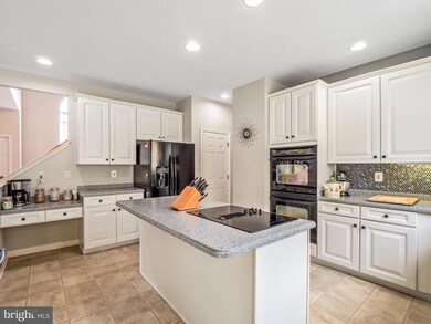 3738 Katie Place, Triangle, VA 22172 - photo 2