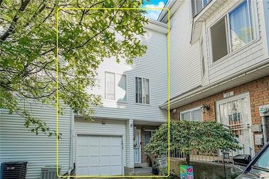 34 Jamie Ln, Staten Island, NY 10312 - photo 2