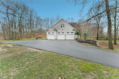 153 Sakonnet Ridge Dr, Tiverton, RI 02878 - photo 6