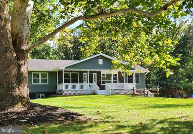 201 Cottonwood Dr, Summit Point, WV 25446 - photo 2