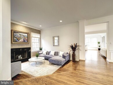 9202 Town Gate Ln, Bethesda, MD 20817 - photo 5