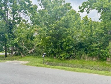 Frontage looking west