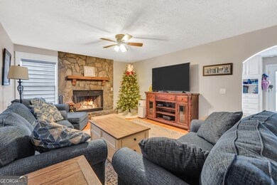 1392 Luella Rd, Locust Grove, GA 30248 - photo 3