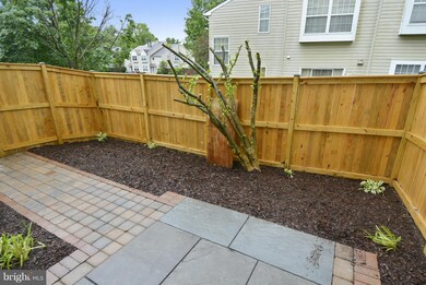 14002B Grumble Jones Ct, Centreville, VA 20121 - photo 4