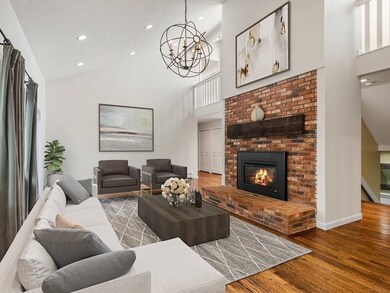 27 Curve St, Sherborn, MA 01770 - photo 3