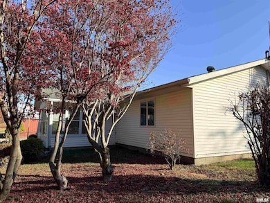 24188 E County Highway 27, Canton, IL 61520 - photo 4