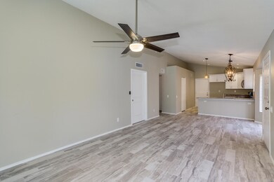 5237 W Jupiter Way N, Chandler, AZ 85226 - photo 4