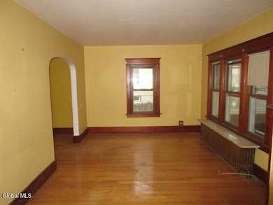 1547 5th St, Rensselaer, NY 12144 - photo 5