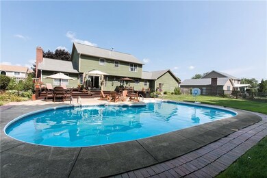 10 Split Creek Ct, Cranston, RI 02921 - photo 3