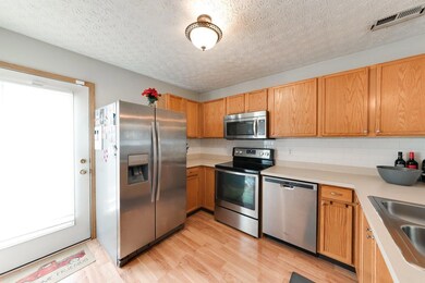 4765 Hoseah St-22Enfused.jpg-SMALL