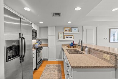 Riviera Condominiums, Little Rock, AR 72202 - photo 6