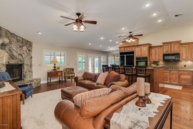 3217 E Elmwood St, Mesa, AZ 85213 - photo 7