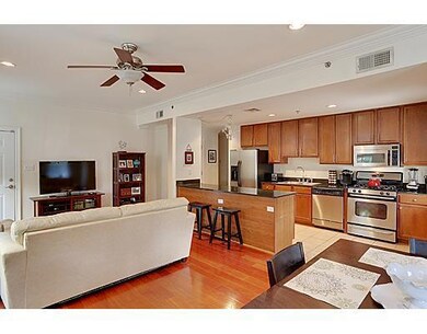 2415 Magazine St unit 2, New Orleans, LA 70130 - photo 4