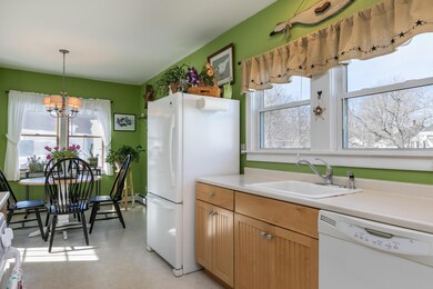 34 Cedar St Westbrook ME 04092-large-005