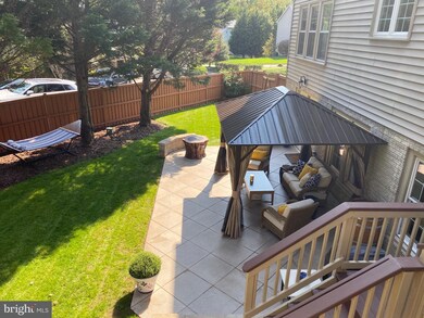 4887 Annamohr Dr, Fairfax, VA 22030 - photo 4