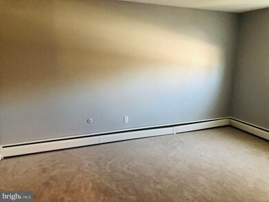 335 E Lancaster Ave unit D14, Downingtown, PA 19335 - photo 7