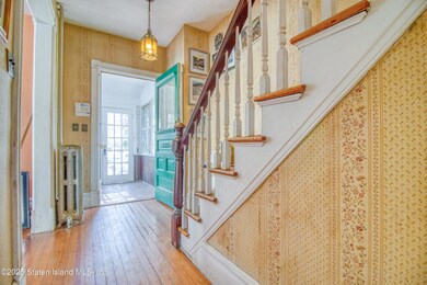 46 Duncan Rd, Staten Island, NY 10301 - photo 6