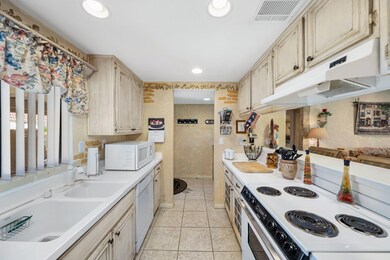 12-web-or-mls-WOResorter0521_012