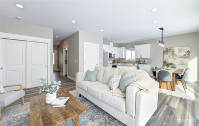 937 N Macaw Ave, East Wenatchee, WA 98802 - photo 2