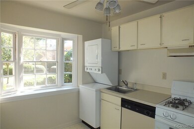 9109 Derbyshire Rd unit D, Henrico, VA 23229 - photo 5