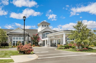 Country Pointe Meadows unit 329, Yaphank, NY 11980 - photo 7