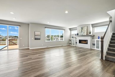 W217N6084 Cypress Point, Menomonee Falls, WI 53051 - photo 7