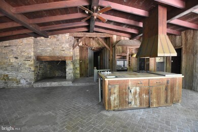 4942 Cold Spring Creamery Rd unit R, Doylestown, PA 18902 - photo 7