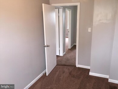 750 Edgewood St, Baltimore, MD 21229 - photo 3