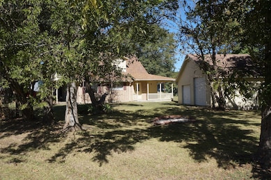 173 Lazy Water Dr, Livingston, TX 77351 - photo 3