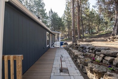 4-web-or-mls-60901 Brosterhous Road #756
