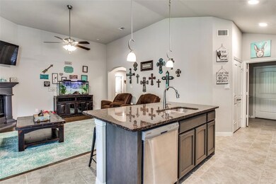 1010 Montrose Ave, Gainesville, TX 76240 - photo 7