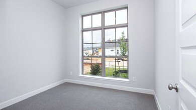 21135 Secret Garden Ln, Tomball, TX 77377 - photo 2