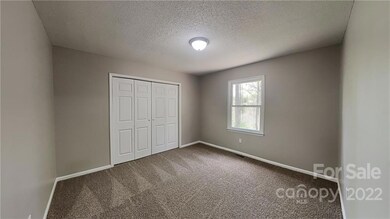 5719 Lewis Rd, Gastonia, NC 28052 - photo 5
