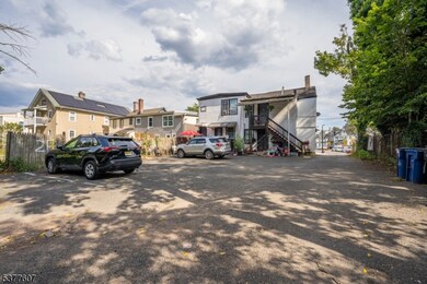 560 W Front St, Plainfield, NJ 07060 - photo 4