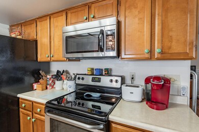 21 Kitchen