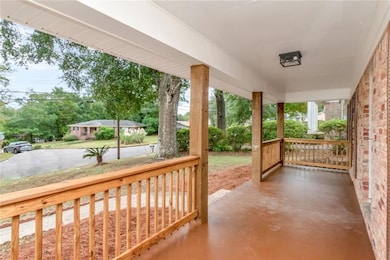 576 Markham Dr, Mobile, AL 36609 - photo 3