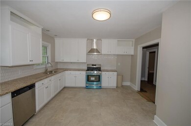 320 Sunset Dr, Asheboro, NC 27205 - photo 7